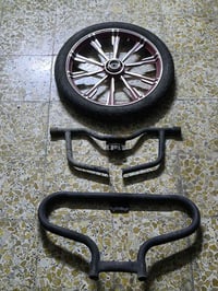 ويل امامي شاينك نظافة 100% وتاير حتى الهوا بعده بي   وثنين دروعة ومري ...