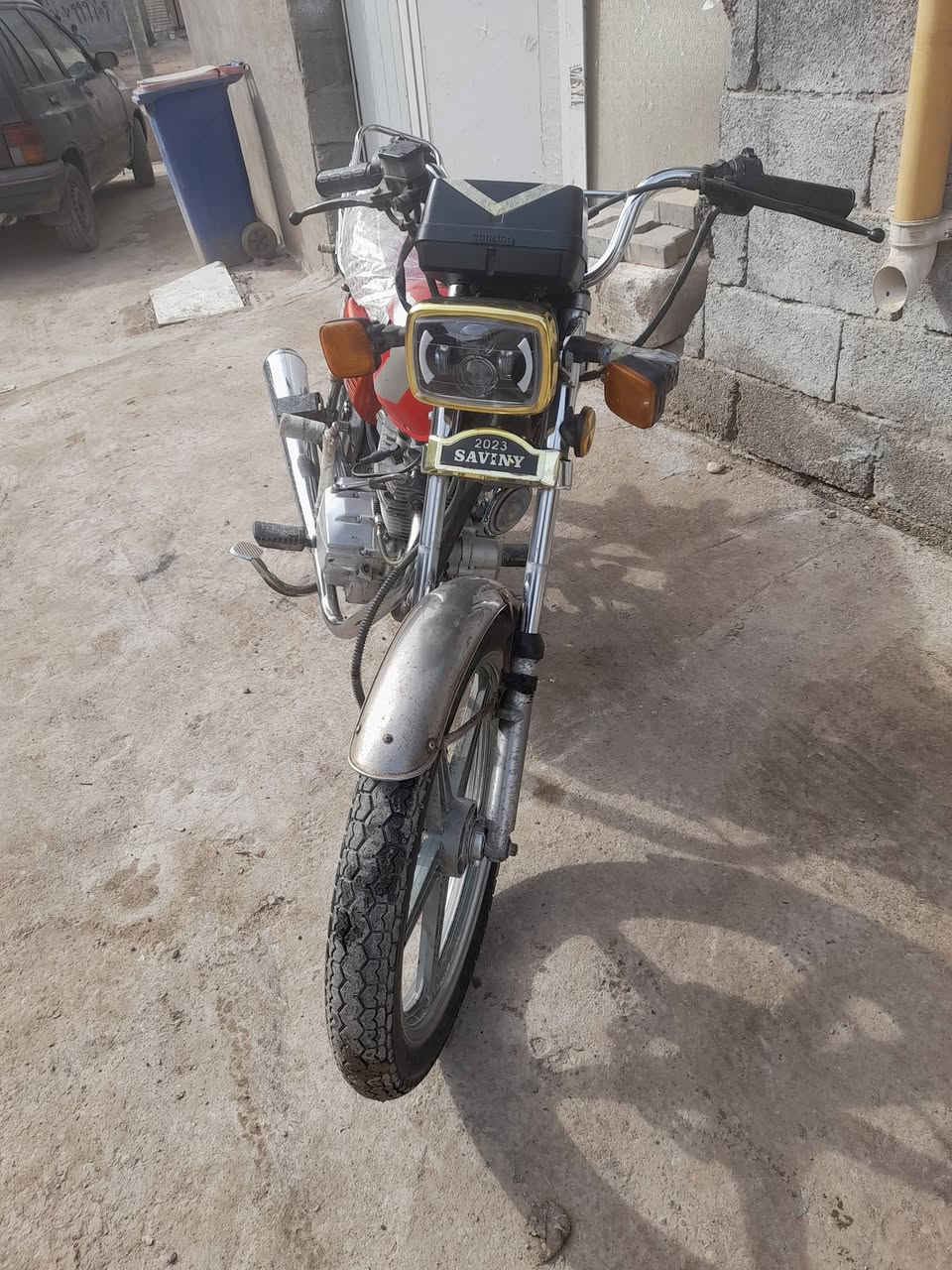 دراجه للبيع أيراني سيفان موديل 2019 نضيفة خير من الله بيهه تبخير قليل كلشي شغال بيهه سلف هندر بس باتري عوزهه سعرهه 300 و بيهه مجال تجي تشوف وبيك خير وتدلل مكاني بغداد شهداء لبياع ***********
