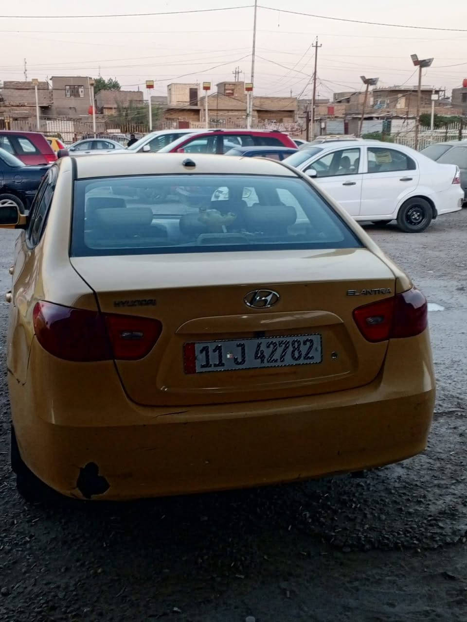 يالله 
سلام عليكم 
النترا موديل 2008
سياره نظيفة وكامله غاز وبانزين وموضحه بل صور بل تفاصيل  
سعرها 90 وبيها مجال 
عنوان بغداد ، الشعلة 
***********
