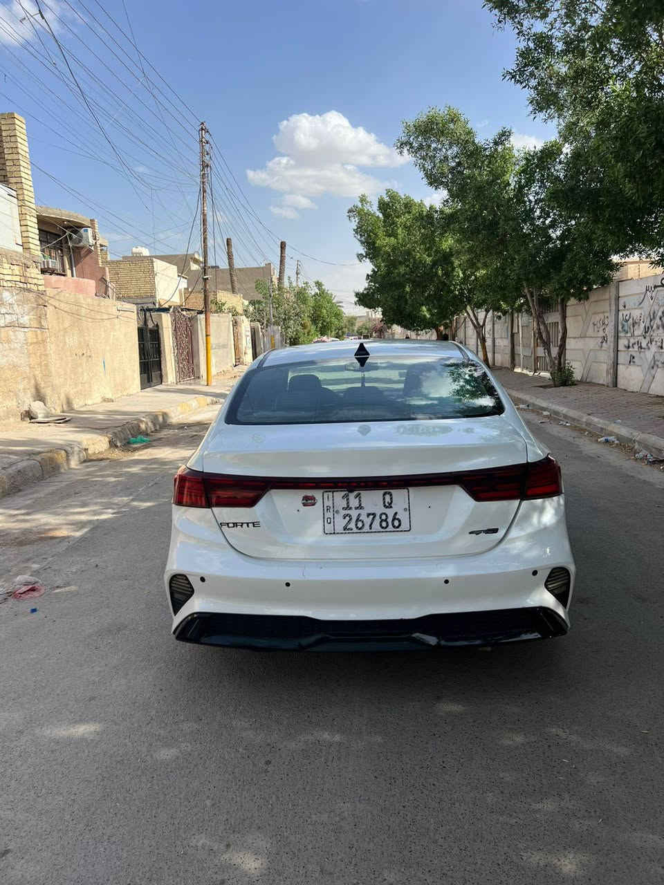 السلام عليكم سياره فوتي 2022جي تي لاين للبيع
‏
‏ستيرن رياضي D وبصمة تشغيل عن بعد 
‏
‏قماش مخمل ويا أطراف جلد (رياضية)، والتحكم بيها يدوي.
‏
‏شاشة لمس قياس 8 إنج تدعم أبل كاربلاي وأندرويد أوتو.
‏
‏الويل سبورت قياس 17 إنج.
‏
‏دعاميات رياضية مالت الـ GT.
‏ 
‏تبريد منفصل، قطعه وحده 
‏ 
‏و باقي المواصفات المعروفه 
‏
‏ماشيه 144ميل و قابل للزياده 
‏
‏رقمها بغداد باسمي تحويل ثاني يوم
‏
‏حادثها امريكا مثل ما موضح بلصور 
‏
‏سياره نضيفه كير و محرك فول بيها ملاحضت ابيع على وضعها 
‏
‏السعر 137وبيها مجال مكاني الدوره 
‏***********
‏***********
