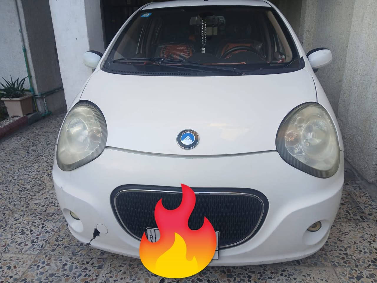 السلام عليكم سياره باندا
موديل ٢٠١٣ تبريد شغال شاشه كامرا شاشه لمس كير محرك مكفول بيها  دوشمه جديده رقمها بغداد كير اوتو ضربتين موضحه بلصوره مكاني الغزاليه *********** سعر ٥٥ وبيها مجال
