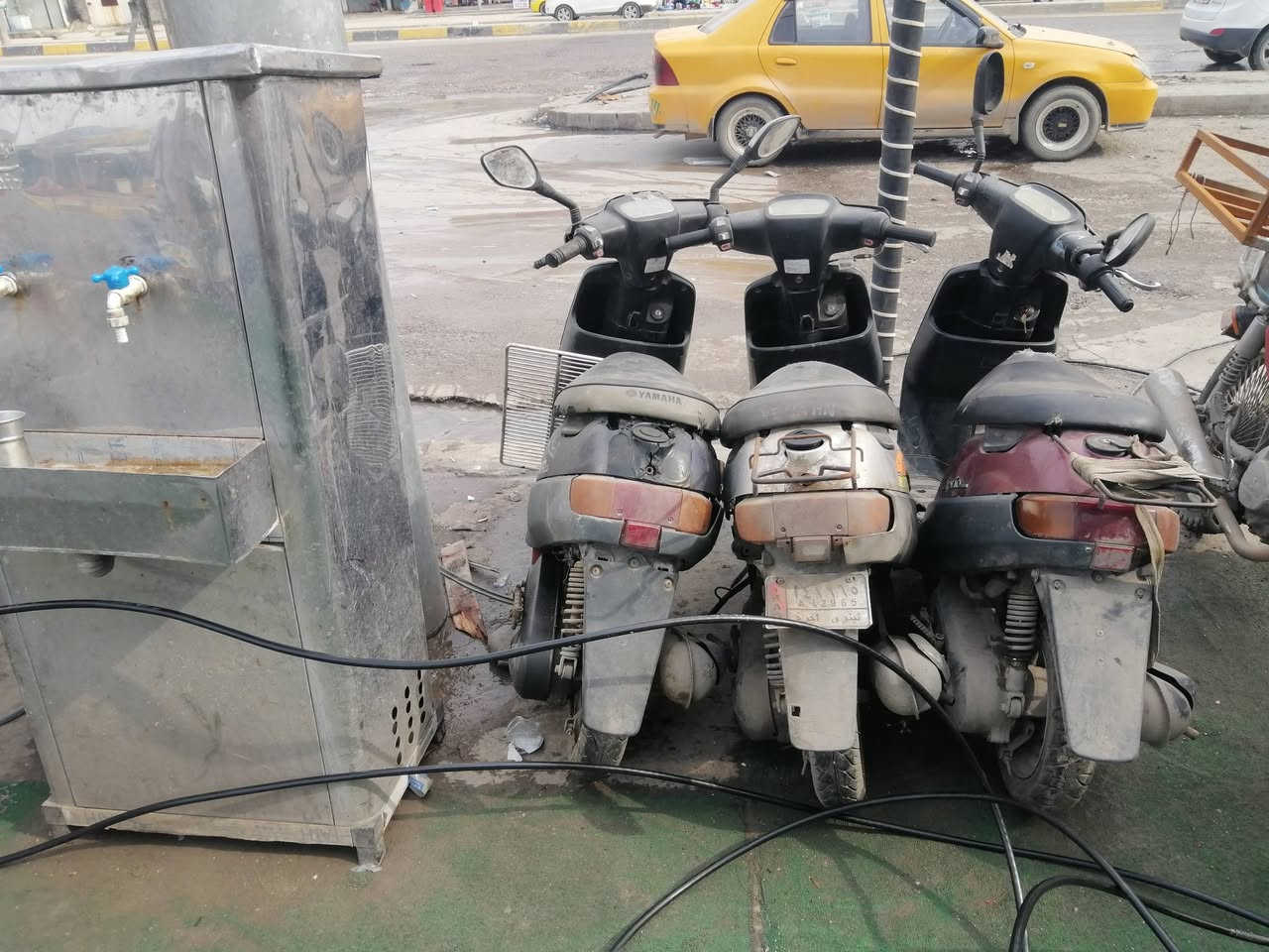 السلام عليكم عندي هذولا ثلاث ماطورات للبيع بس يعوزن تنظيف كابليتر ثلاثه ما معمرين سعر 700 وبي مجال *********** ***********
