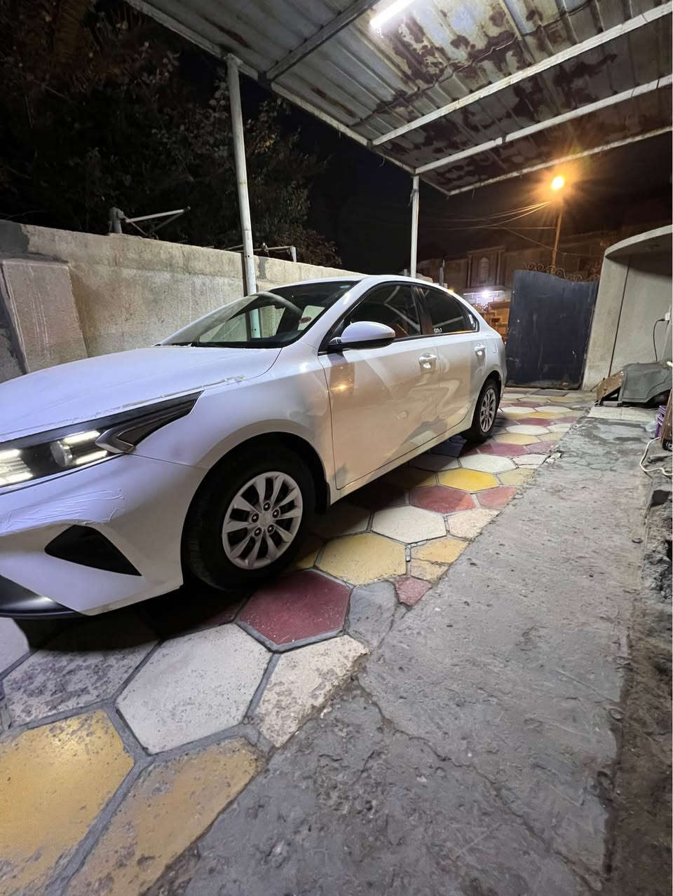 سلام عليكم سيراتو مديل ٢٢رقم أربيل كفاله عامه رقم هاتف *********** البصرة, العراق
