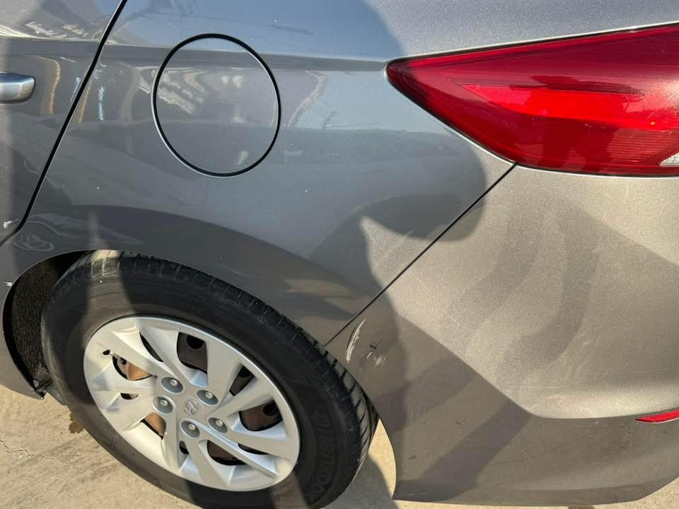 ⚪️وارد أمريكي
⚪️ رقم اربيل
⚪️ بأسمي مكان السيارة اربيل
⚪️ مواصفات ال se معروفه شاشه + تحكم + كاميرا
⚪️ محرك 2000 دوش
⚪️ جميع الايرباگات سليمه 
⚪️ كير جديد مكينة جديدة
⚪️ بلاد مامبدل اي شي شرط الفحص 
⚪️ ماشيه 45000 ميل فقط 
⚪️ حادث تبديل تبديل بنيد وتعديل جاملغ على البارد
⚪️ كلير قمارة بدون معجون(  اعادة طلاء قمارة في الشركة في امريكا )  
⚪️ صور الحادث مرفقة
⚪️ واتس اب فقط *********** 
⚪️ بيع او مراوس بسبورتج وارد امريكي فقط
