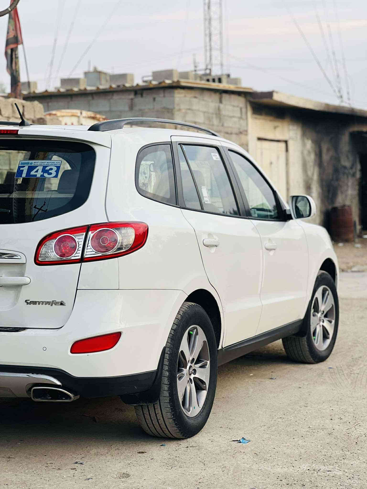 سلام عليكم للبيع سنتافيه موديل 2012 رقم سليمانيه دولي بيه صبخ بنيد وشويه باب خلفي مثل ماموضح سونار وباقي كفاله كير محرك مكفولات مكينه 2400 صدر أمامي خلفي جديد مكاني ديالى سراجق سعر (145)وبيه مجال رقم ***********
