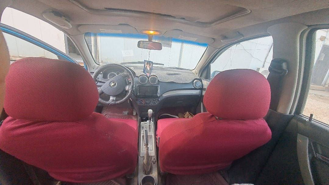 السلام عليكم بيع مستعجل بسبب ضرف طارء
افيو ٢٠٠٧ أمريكي مسكر ١٦٠٠ رقم بابل مصبوغة عام فول اوتوماتيك السيارة ستوني معمرها تعميره كاملة محرك كير حدادية تخم تايرات باتري السيارة بيها فتحة وتحكم ستيرن السيارة عوزها بس دعامية امامية والتبريد بس غاز موجودة بالنجف سعرها ٤٥ وبيها مجال تليفون ***********
