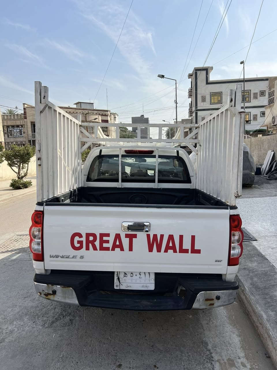 السلام عليكم Great Wall موديل 2023
سيارة جاهزه مال جناي ماشيه 24 الف كيلو
سياره كلش قويه ورزنه واقتصاديه بالوقود
بيها صبغ نص باب ونص جاملغ 
بصمه وسويج محركها 2400 
السعر 125$ 
للأستفسار ***********
متواجد واتساب واتصال
