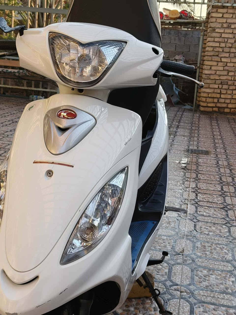 للبيع جيس موديل 16 عقل امامي محرك 150 نضافه فول ماشيه 14 الف سعر خاص او عله رقم وشراي بي خير ويدلل رقم ***********
