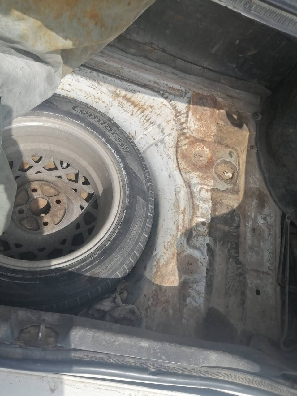 السلام عليكم للبيع كيه سيفيا موديل ٩٤ رقم بغداد مشروع وطني ل٢٧مكينه بيهه دخان كير جديد حداديه جديده كهربايات شغاله تايرات نضاف السياره خير من الله السعر ٢٥ وبيهه مجال العنوان واسط الصويرة رقم الهاتف *********** مامتواجد على الفيس الاستفسار على الرقم
