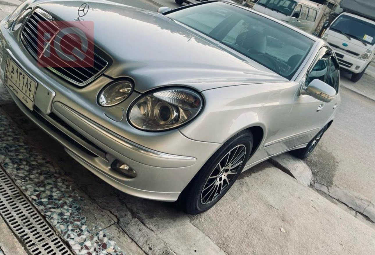 السلام عليكم من رخصة الادمن ❤️

Mercedes E320 W211 2003 
فتحه زراك لايت كشنات كهربا ء شاشه اندرويد 
تخم تاير + ويل جدد. 
مكينه كير صدر فول 
بيها جراد كد شبر بالقماره يم الفتحه 
وبيبان ثنين  مبدلات فقط نفس اللون مال وارد ياباني 
السياره عدا هذني بدون صبغ 
رقم الجديد سنويه ٢٠٣١  بسمي 
للاستفسار 
***********
