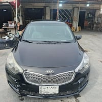 فورتي موديل2014 وارد بيها اربع قطع صبغ بدون دواخل مكينه 2000 دوش مكينه...