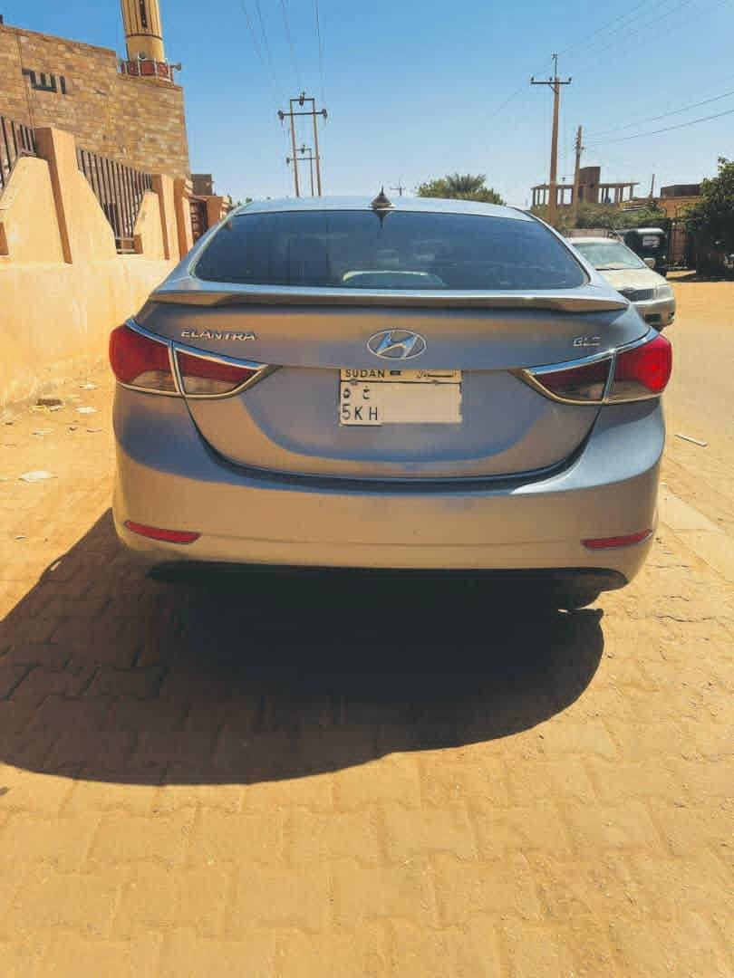 سياره النترا لبيع
سعر ٧٥ ورقه
موديل ٢٠١٥
غير متواجد ع فيس 
تواصل واتساب او تصال ***********
