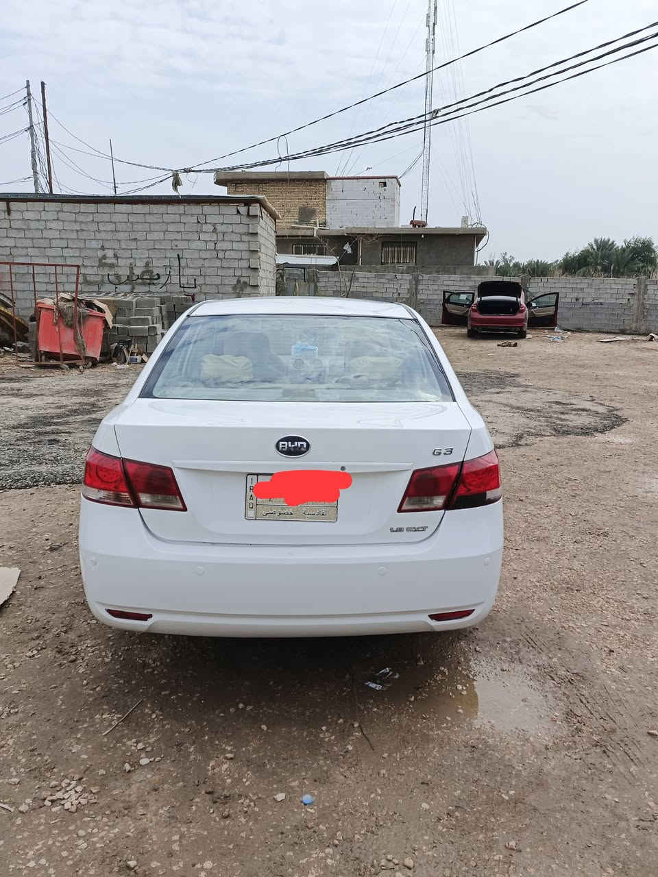 سياره بي وايدي مديل ١٢ مكفوله كير اومكينه اومكفوله من كصه ضربه تجو
سياره مرتبه السعر ٦٠ اوبيه مجال) ***********
