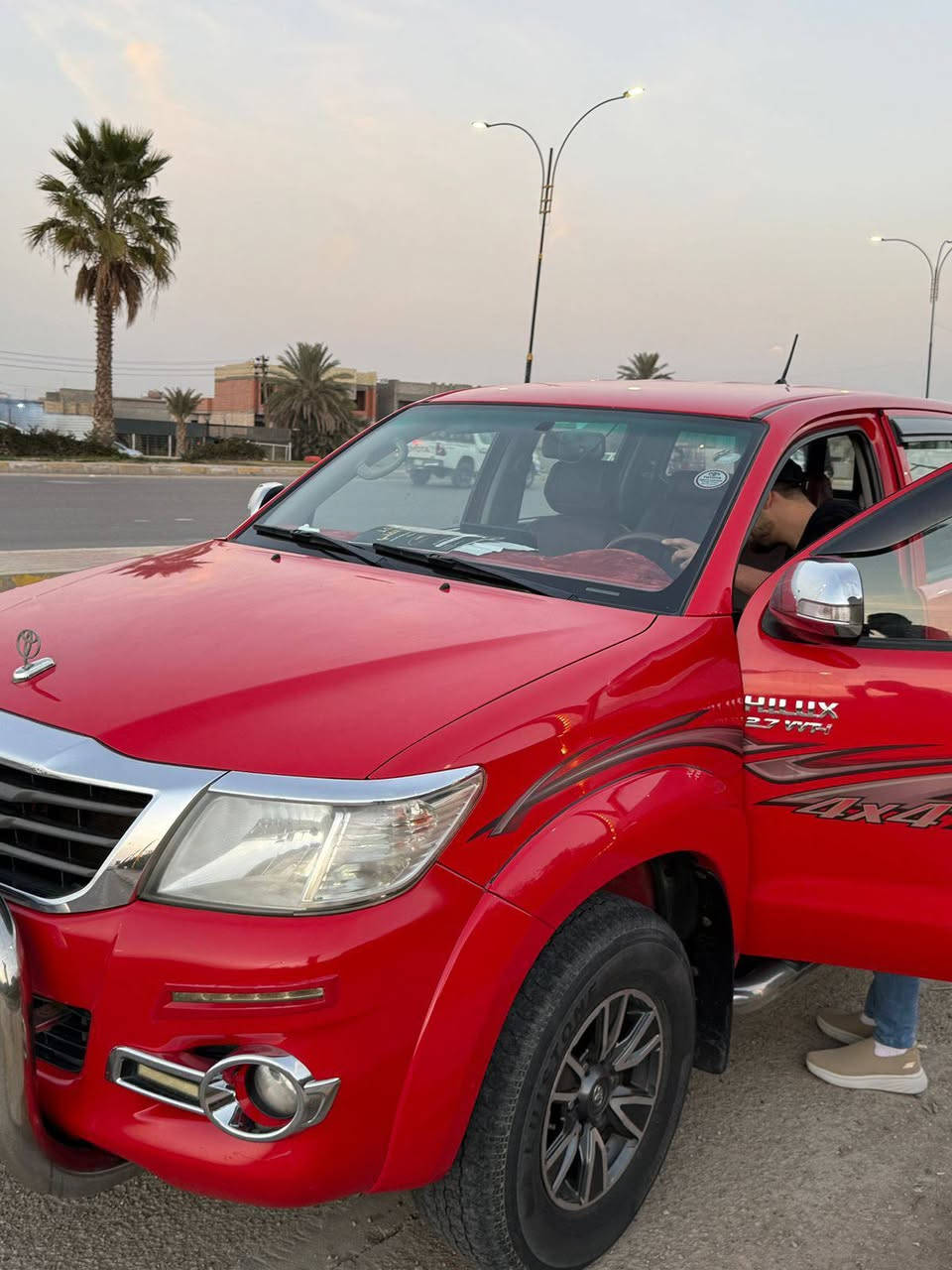 السلام عليكم
تويوتا هايلوكس فورويل 2014 كويتي سيد نهرو 
مكفوله كير ومحرك بلادي مامفتوح كير اوتوماتيك رقم اربيل سياره جديده حيل السعر 225 وبيها مجال بسيط 
مكانها الانبار لرمادي للإستفسار ***********
