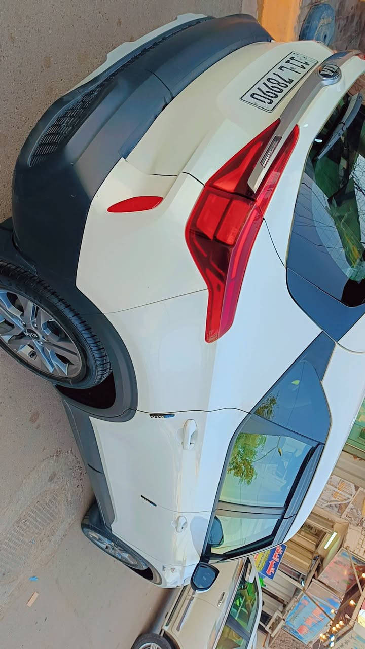 السلام عليكم
كيا سلتوس  موديل ٢١ وارد حادث بلوجه شاصي من كدام  فقط صفحه وحده حادثه بسيط ثلاث قطع صبغ والباقي مكفول تخم تاير محرك وصدر وكير شرط مكفول ماشيه ٥٣ نضيفه جدا مدوشمه جلد بسمي تحويل ثاني يوم هزه جديده *********** بغداد الشعب 
السعر ١٤٨ وبي مجال
