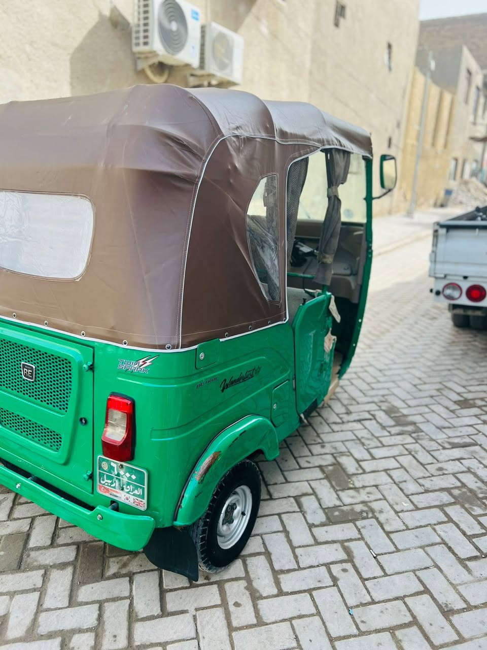 سلام عليكم تكتك مديل 2022 شهر 11 نضافه 90/100 رقم وسنويه مكفوله من ضربه ومكينه كفاله عامه سعر. (9) ونص وبيه مجال قليل  بغداد م / الصدر هـ ***********
