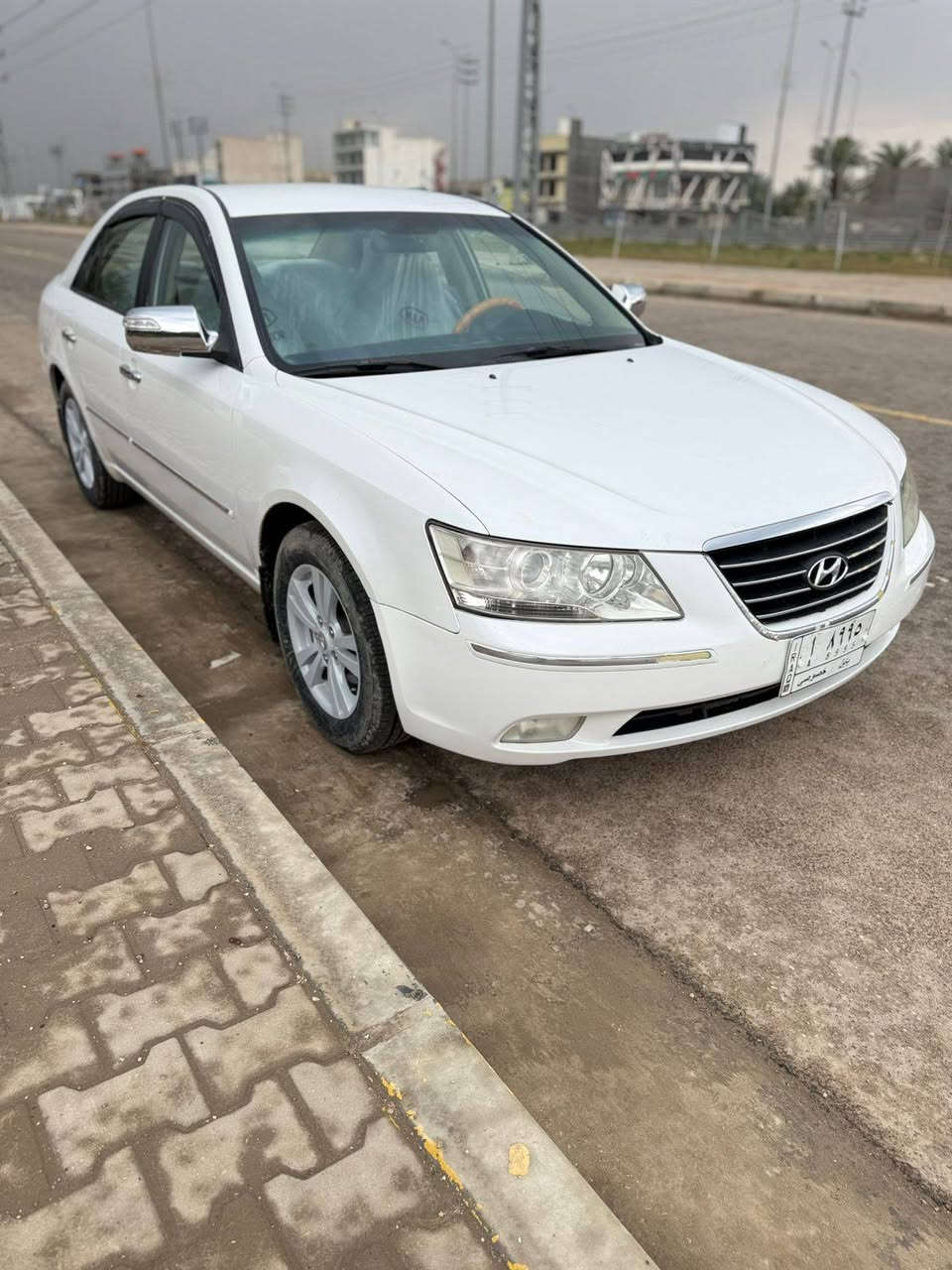 سوناتا 2010 خليجيه سياره مقفوله كفاله عامه بيها بس بارد سياره جاهزه جير ومحرك تبريد كور السياره كربلاء ***********
