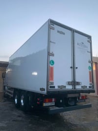 اكتروز للبيع موديل 2009 فول مواصفات  براد شيرو جهاز sl400 طول 7/50  سي...