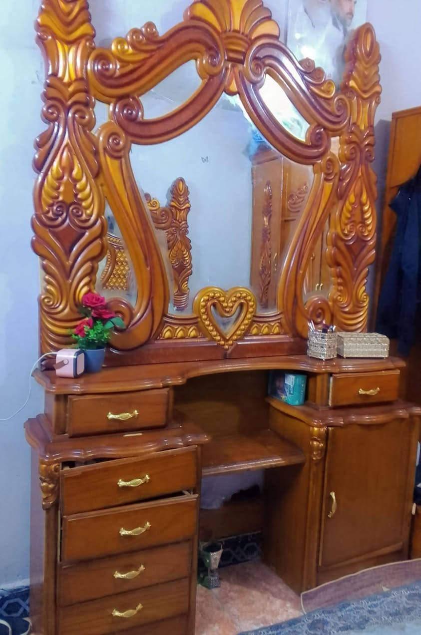 للبيع البيع بغداد البياع تقاطع درويش شارع شبكه غرفه نوم صاج عراقي ثقيله ظخمه رقم الهاتف ***********
