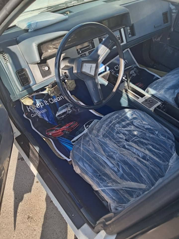 سلبرتي موديل ٨٩ سياره نظيفه بعد احلى من الصور تخم تاير تبريد يخبل دوشمه وكاعيه كاربد جديده سعرها 55 إتصال ***********
