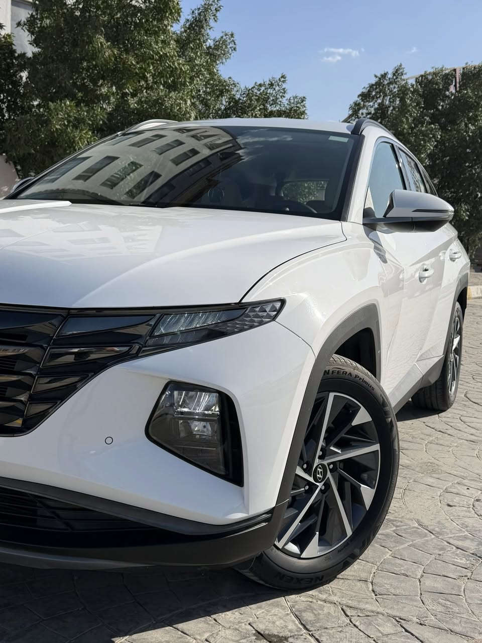 توسان مديل 2024 
ماشيه 24 الف 
فول عده البنوراما كراسي كهرباء اوتو هولد شاحن هاتف ذكي 
مود داريف كامره خلفيه دواره حساسات ٣٦٠ 
مكفوله كفاله عامه عده هاي الي بلجنطه موضحه بلسونار 
***********
السيديه
