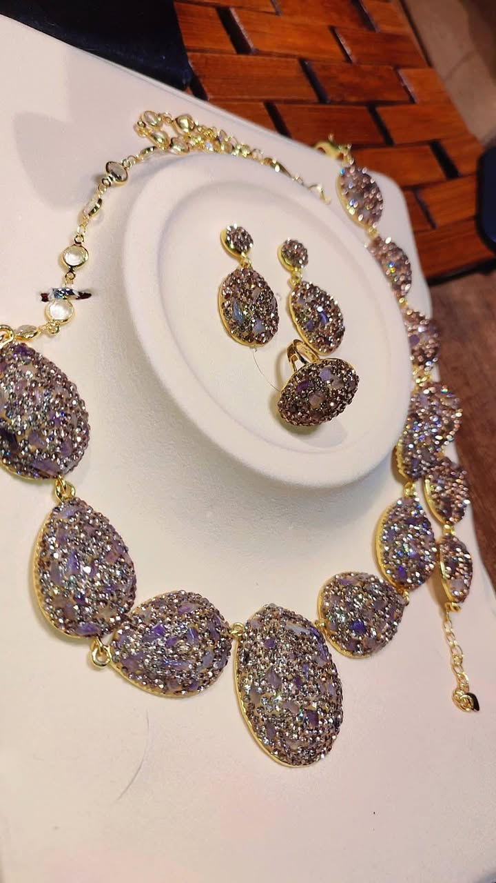 تخفيضات بمناسبة العيد 
كل عام وانتم بألف خير اعادة الله عليكم باليمن والبركات♥️
اسعار السيتات من 25_40 الف 
اسعار الاساور النحاس المطلي ذهب ب١٥ القطعه 
اسعار الخواتم ع ٦ الاف
اسعار اساور مطلية طلاء الفضه ع ٥ الاف القطعه 
القلائد الحجر القطعه ٥ الاف قطعتين ٧ الاف
سيت الفيروز ١٠ الاف واذا وياه سوار ١٥ الف
سوار النحاس ب٨ الاف
واي صورة تعجبكم دزولي ع الواتساب انطيكم السعر 
التوصيل متوفر لكل العراق


**إذا كنت صاحب هذا الإعلان وتريد حذفه لأي سبب، رجاءا أرسل رسالة إلى الدعم الفني**