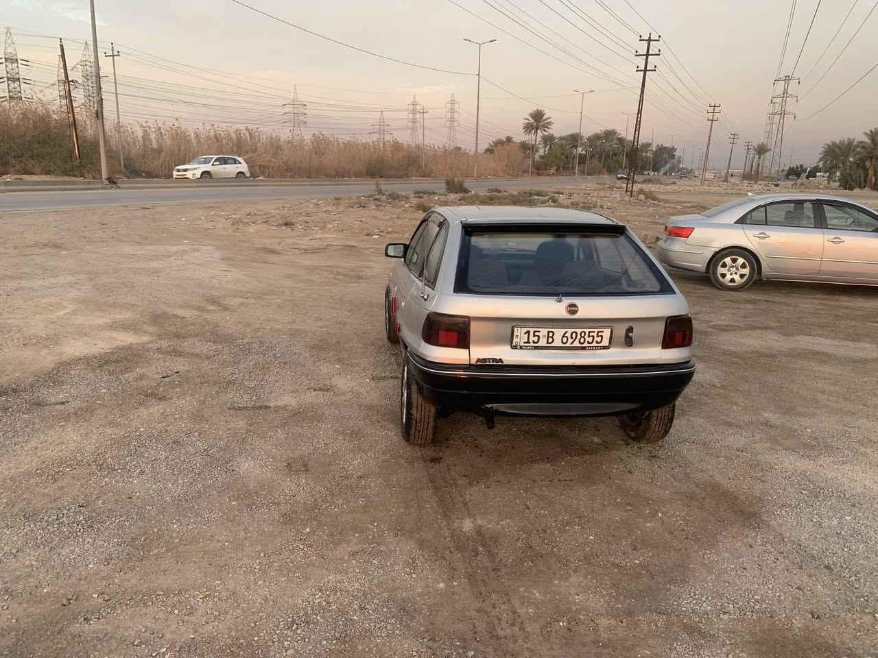 السلام عليكم اوبل استرا موديل 1992 رقم الانبار الدولي المحرك نضيف لاتنقيص ولا تبخير كير عادي جديد غرفتها حلوه مكاني بغداد ابو غريب الرقم***********//‪***********            السعر 31
