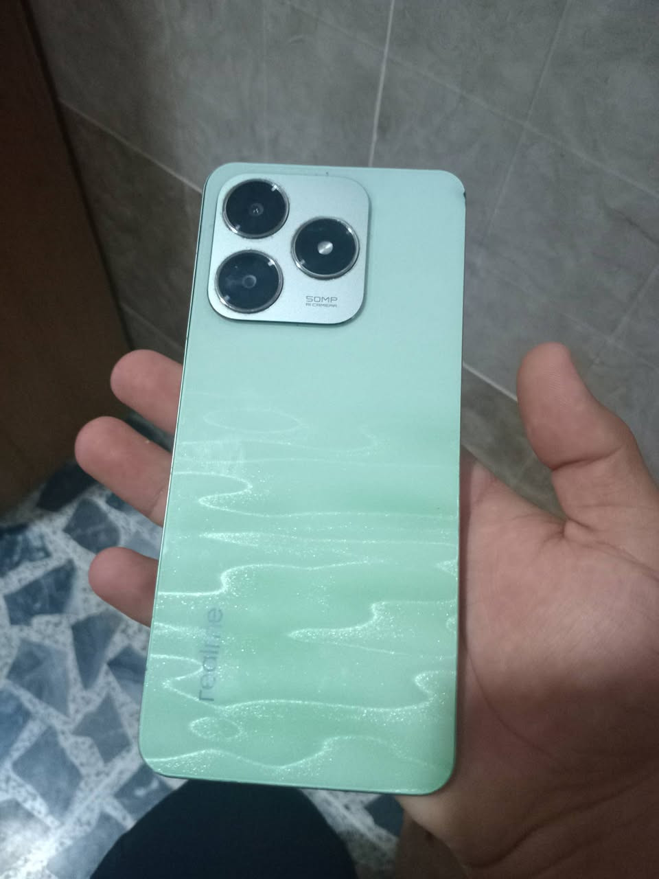 سلام عليكم ريلمي سي 63 الذاكره 256 والرم 16  والمعالج ثماني النواه الجهاز بدون ملحقات  فقط كفر الجهاز مبدل شاشه وبي اثر عواج اما الباقي شرط السعر 100 وبي مجال للشراي مكاني موصل حي المزارع


**إذا كنت صاحب هذا الإعلان وتريد حذفه لأي سبب، رجاءا أرسل رسالة إلى الدعم الفني**