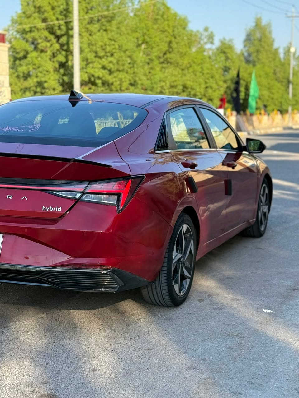 النترا 2021 هايبرد وارد امريكي ضرر 3 قطع صبغ بدون اي دواخل شواصي لغود مكفوله  فول مواصفات لمتد مكينه وكير مكفول حداديه جديده سياره مانقصها برقي داخلها ابيض كشنات جلد تشغيل عن بعد فتحه وباقي المواصفات المعروفه مكان السياره واسط السعر 125 وبيها مجال ***********
