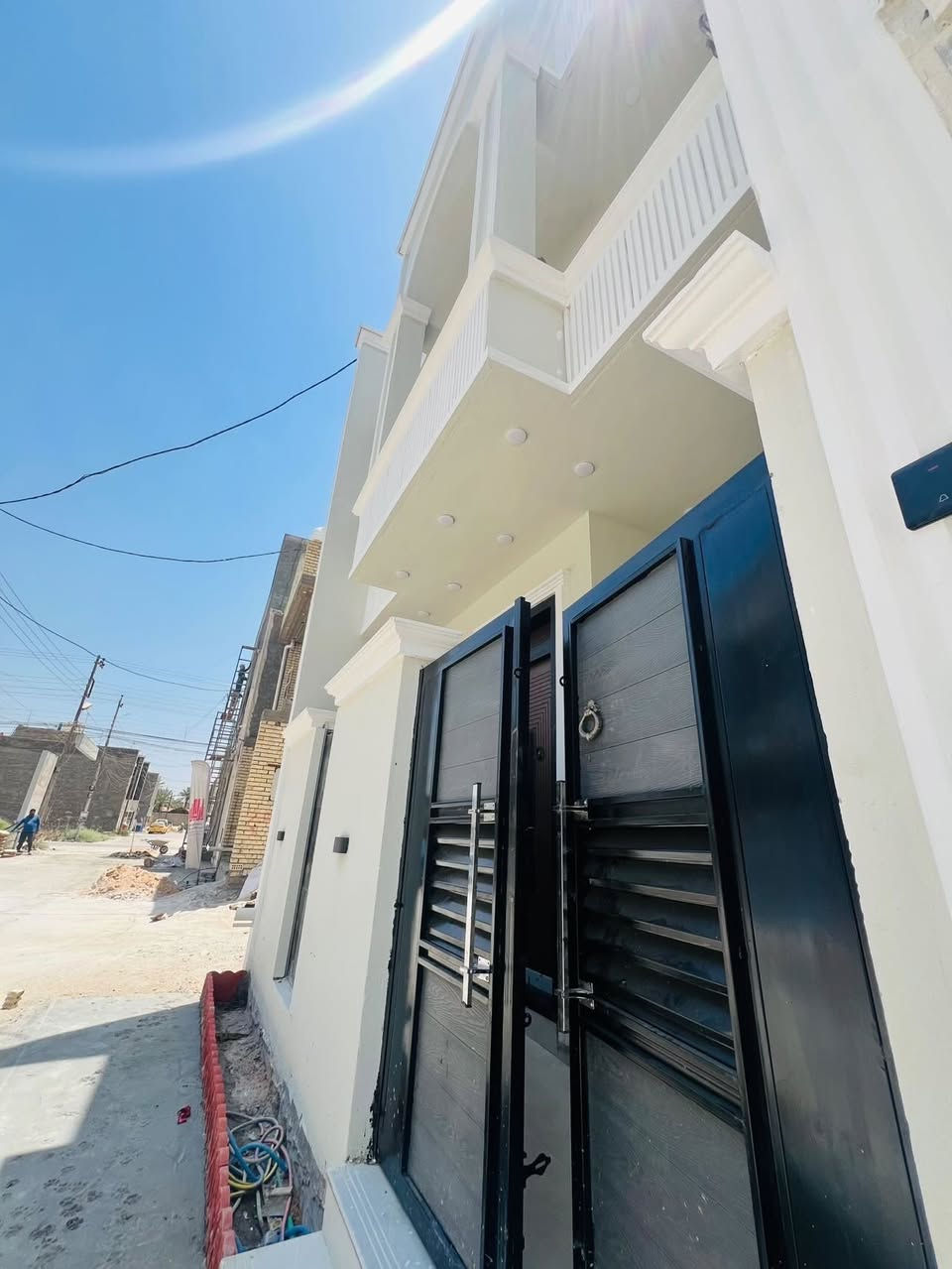 - السَلام ؏ـليڪُم ،
- ⁠دار للبيع 🏠 
- ⁠المساحة :- 100 م 
- الموقع : بغداد _ الدورة _ البعيثة _ مجمع الحليم  
- ⁠بسعر جداً مناسب 
- خدمات كاملة بالمنطقة
- ☎️ للأستفسار التواصل واتساب 
***********
***********
