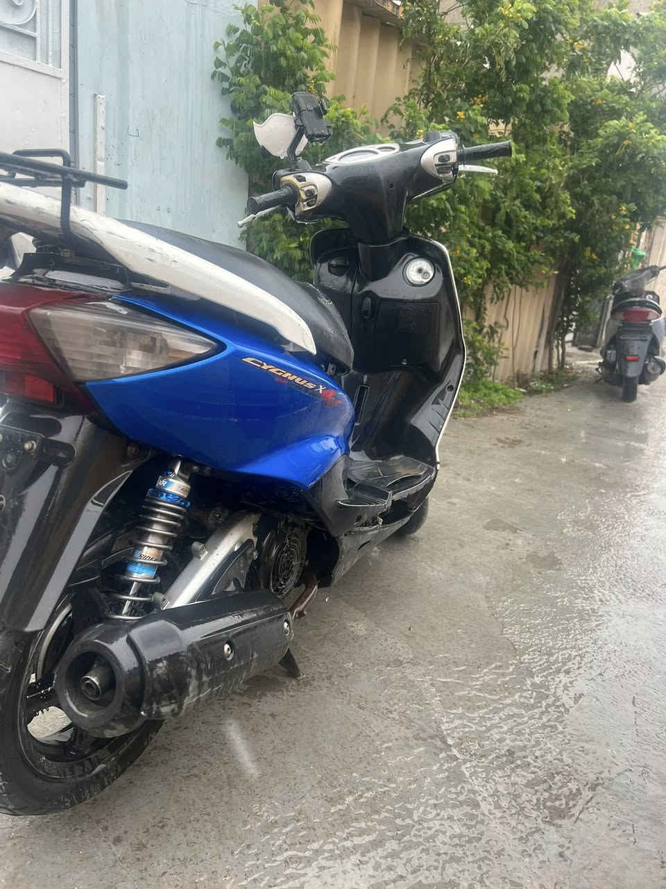 سكنس نثية للبيع مكفوله ماشي بيها معدل سرعة 120 مكينه ناعمه دراجة كلشي بيها عل بلادي نقوصات بيها بسيطة كلش 
العنوان بغداد الكاظمية
***********
