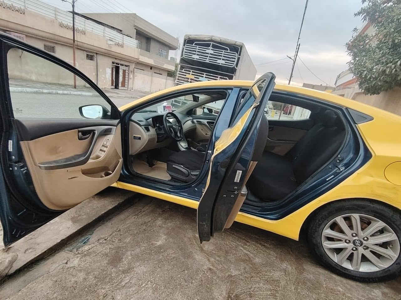 سياره النتره 2014 محرك ١٨  كير ومحرك شرط

شرط التحويل

السعر ٧٣ عليها هيئه وغرامه مليون 

ينزل من سعرها 

لتواصل ***********
