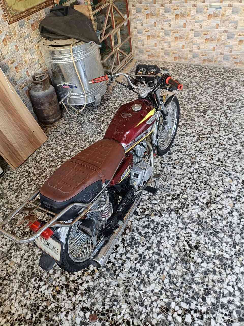 سلام عليكم دراجه ايراني 4 كير تايكر موديل 2024 اوراق كاملة الدراجه مابيها اي نقص وخير من الله السعر 550 وبيها مجال قليل العنوان بغداد حي النصر ***********
