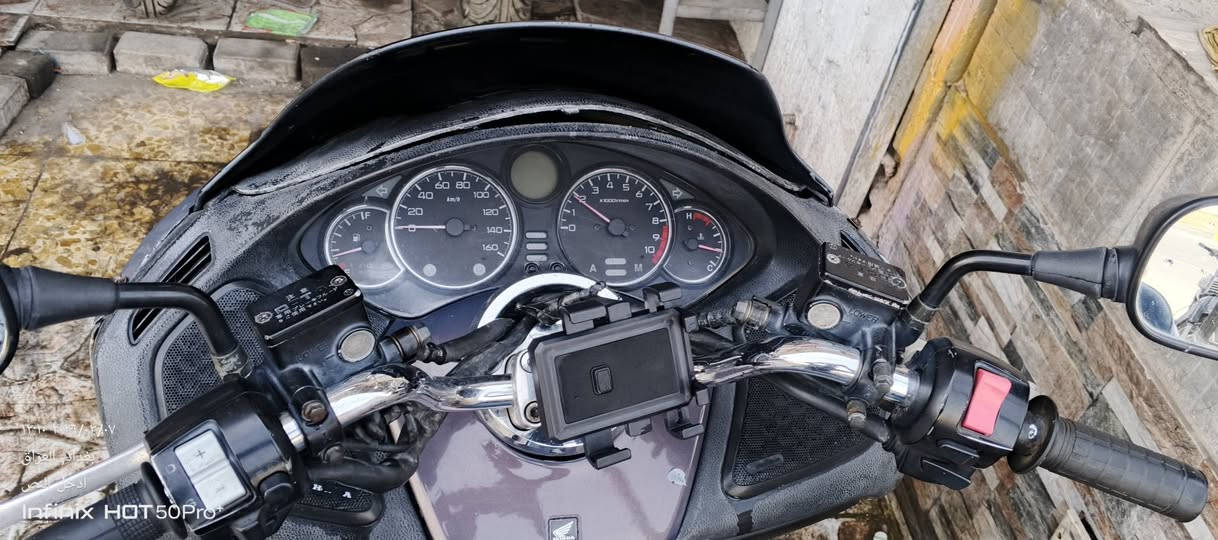 السلام عليكم فورزه 0.8الدراجه خير من الله بيها خيط تبخير الدراجه ما توكفك نكره سلف من الصبح ومثل ما شوف بل صور 400وبيها مجال الشعب حي الكوفه .***********
