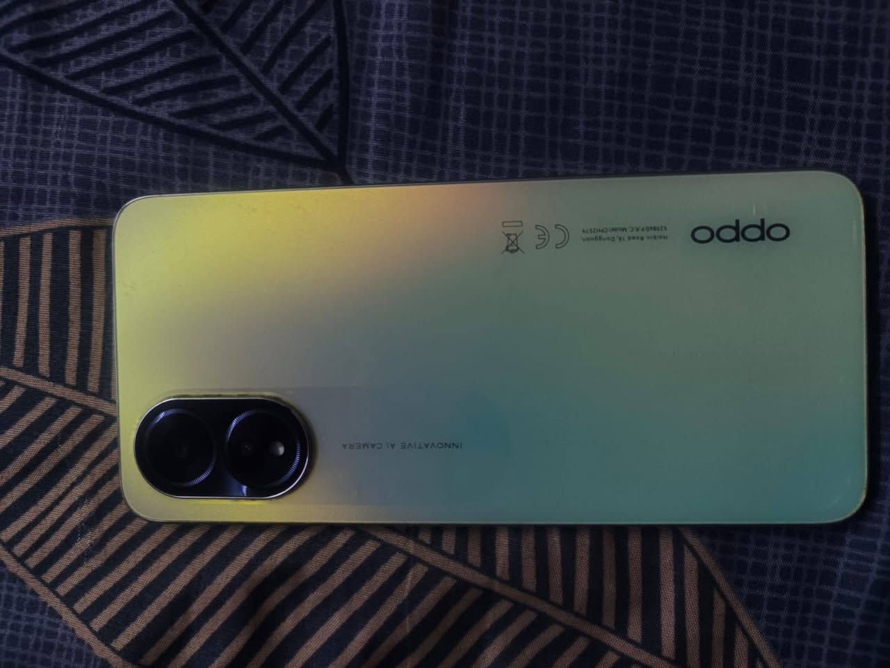سلام عليكم للبيع جهاز oppo جهاز جديد لوك ذاكره 128 بصمه اصبع بصمه وجه بطاريه 5000 ممفتوح ابدد وباكيته موجود سعر 130 وبي مجال للطيبين مكاني بغداد مدينه صدر وهاذا رقم تليفوني ***********
