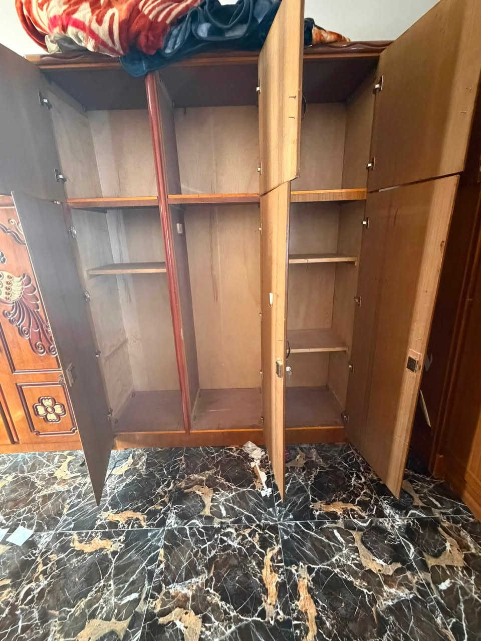 السلام عليكم
كناتير انجاره للبيع العنوان كربلاء 
الي ايريدهن يجي خاص وبخدمته


**إذا كنت صاحب هذا الإعلان وتريد حذفه لأي سبب، رجاءا أرسل رسالة إلى الدعم الفني**
