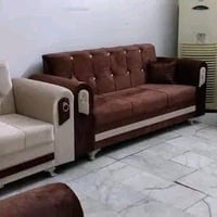 ١٠مقاعد • توصيل مجاناً • بغداد