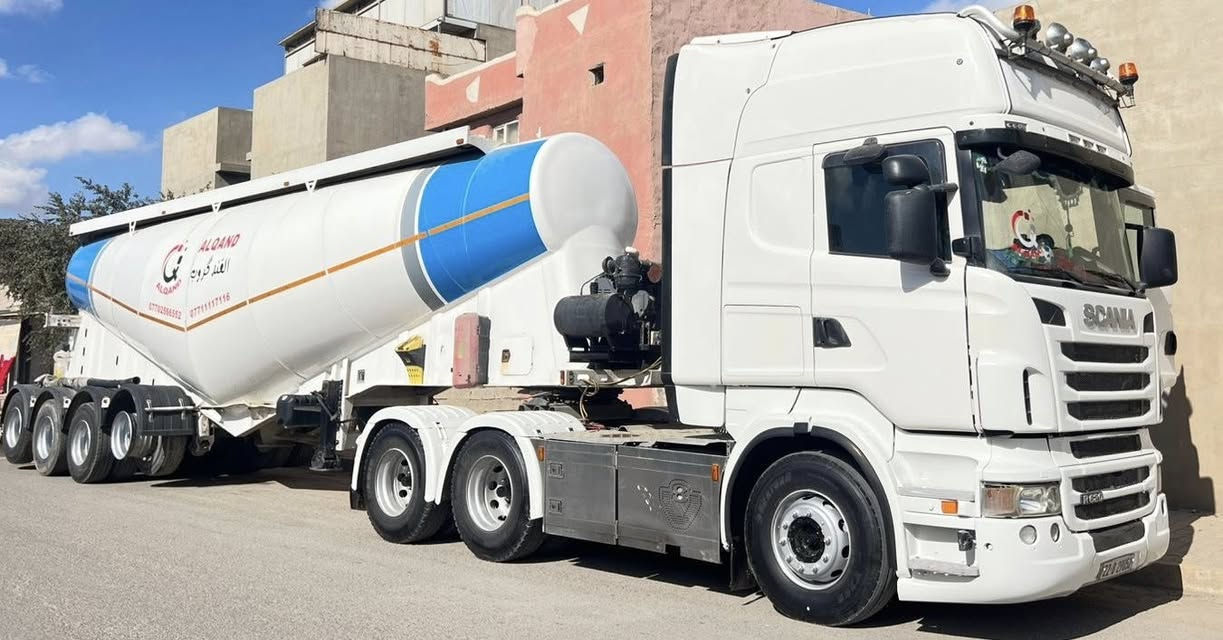 للبيع سكانيا سكس موديل 2011رقم اربيل هزه جديد مربوط سايلو للبيع كاملة او بيع رأس فقط 
 بطل الحكمة مويل البطل 23 العنوان بغداد ***********
