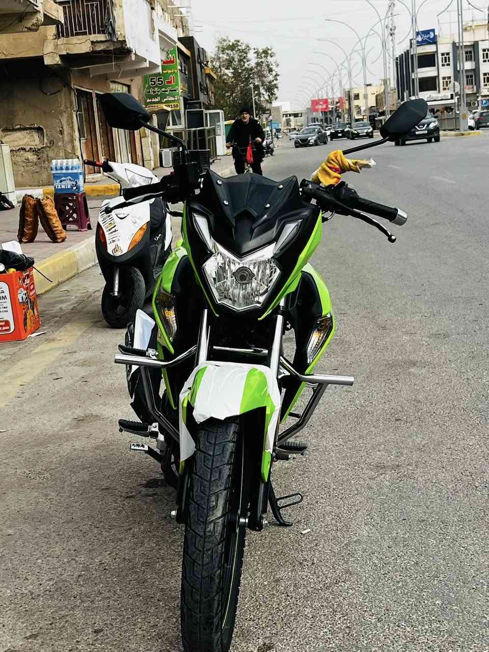 السلام عليكم ورحمة الله وبركاته
دراجه هاوجي df النضافه شوفت عينك مسجل كامل تحويل ثاني يوم لوحات اجنبي موديل 2023 نضافه احله من الصور تاخذه وين ميعجبك افحص الدراجة جديدة التواصل السعر خاص او الاتصال 
عل*********** الخط او واتساب
