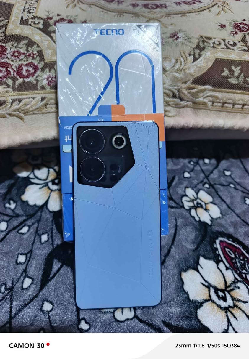 تكنو كامون 20 برو 5G 

الشاشة : أموليد 120 هيرتز 
المعالج : 8050 Dimensity
الذاكرة : 256
البطارية : 5000 مللي أمبير 
الشحن : 33 واط
الجهاز يشغل 90 فريم بوبجي وكلش نظيف ما متعوب بحيث النايلون مال الكارتون بعده موجود وغراضه كاملة كارتون وشاحنة 
السعر 300 وبيه مجال 

للتواصل *********** كركوك, العراق
