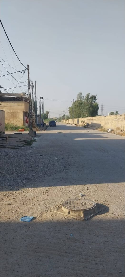 السلام عليكم ورحمة الله وبركاته يوجد لدينا بيت سكن طابو صرف المكان العزيزيه منطقه الجديده مساحة البيت ٨٠متر يتكون من طابقين  بناء جديد كما موظح بل الفديو للإستفسار الاتصال على الرقم او*********** او*********** أو مراجعة مكتبنا الواقع الشارع الرئيسي الخماس مقابل مستشفى الخماس
