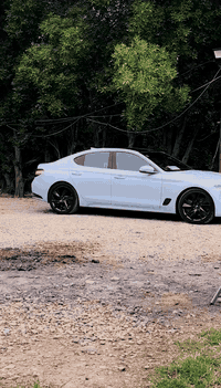 genesis g70 2022 ) وارد أمريكي
رقم  بغداد الدولي هزه جديده 
عداد: 52 الف كيلو 
المواصفات :  
•  مُحرك السياره  6 سلندر توين تيربو 
مزود بشوته وعطاس وكاله K&N  الامريكيه يعني السياره جدا قويه 
• لون سموك 
•داخل لون اسود مطرز ب احمر
•گشنات أمامية كهرباء جلد أسود مطرز احمر
.كشنات تدفئه تبريد 
•  تبريد قطعتين 
•   بصمه 
•  كامره خلفية 
•   نضام الكشف المحيطي في حالة الباركنك 
• تشغيل عن بعد 
•  اوتو هولد 
•  اوضاع القياده 5
- (سبورت - سبورت بلاس - أيكو - سمارت - مخصص )
•  نقاط عمياء  
• حساسات - امامي - خلفي - جانبي 
•  تحكم  مع شفتات 
•  نظام تحذير مغادرة المسار. 
.  نضام تفعيل مباشر للضوء العالي في الطريق المعتم 
•  نضام القيادة الذاتية 
•  نظام المساعدة في الحفاظ على المسار. 
•  نظام المساعدة في تجنب الاصطدام الأمامي. رادار 
•  نظام تثبيت السرعة التكيفي. 
•  نظام صوت Lexicon مع 15 سماعة 
•  شاشه 12.3 بوصة  تدعم كار بلي واندرويد اوتو 
•   إطار السياره ١٩
.كشنات وستيرن كهرباء مع خاصية الخزن
.مرايا جانبيه شفط واشارة وهيتر ورادار و قلاب
.فتحة سقف بانوراما
حادث السياره 
البنيد مبدل نفس اللون 
الجاملغ تعديل 
كير مكينة كفالة كلها بلادي
سعرها 235
واتس ***********
