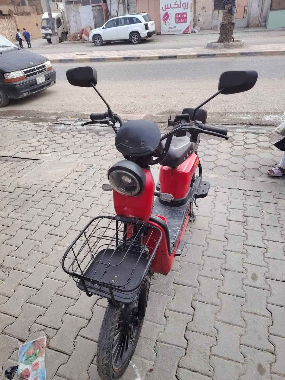 دراجه شحن شركه الريان بيها 3سرعه والسرعه مالته 60عدد البطاريات5السعر وياها ٢ سويجات بصمه مابيها  سعر 300وبيها مجال للشراي مكاني نجف رقمي***********
