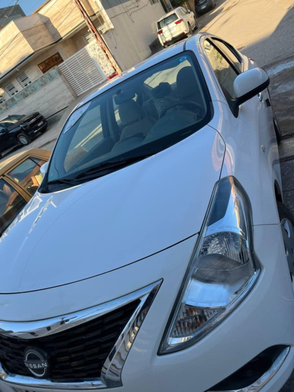 نيسان صني هندي24 مرقم بغداد باسمي بليته زركه
ماخذه من وكاله نيسان  جديده بحاله الوكاله بدون صبغ بدون بارد ماشيه 19 قابله للزياده حتى غرامات ماعليه//بيع فقط//
سعر 130 حله بابل شارع 40
 ***********
واتساب متوفر
