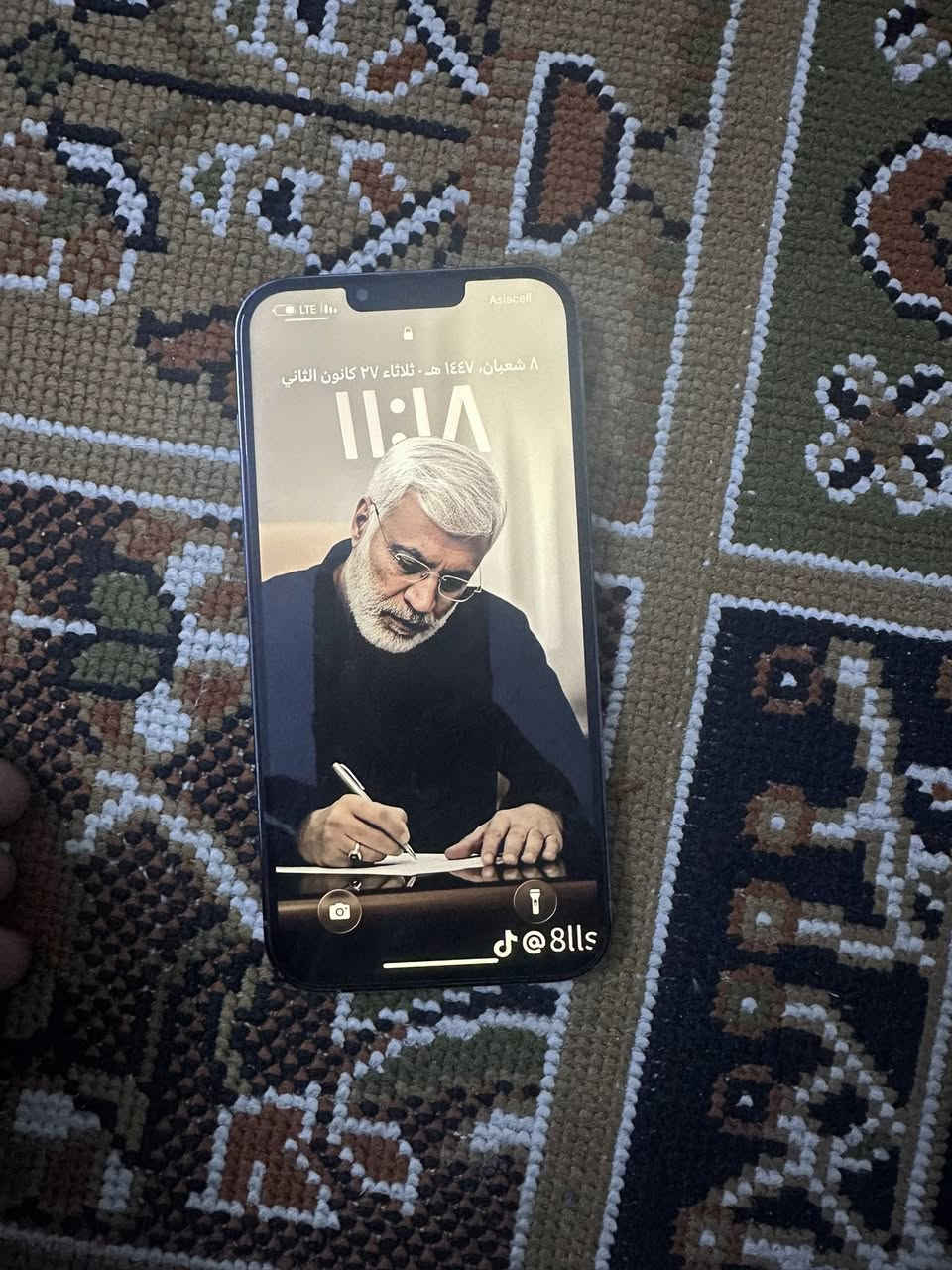 سلام عليكم 13 برو ماكس 512  بطاريه 75 
مبدل بي بس شاشه الجهاز نضيف 
سعره 500 
077406 58552
