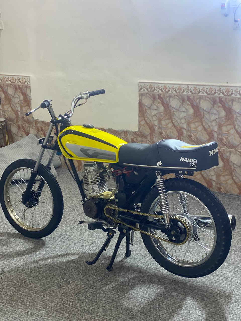 دراجة نامـة ادوات المحرك مفتوح مجفت فقط ب٣٥٠ وبي مجال قليل مكاني الهوير


**إذا كنت صاحب هذا الإعلان وتريد حذفه لأي سبب، رجاءا أرسل رسالة إلى الدعم الفني**