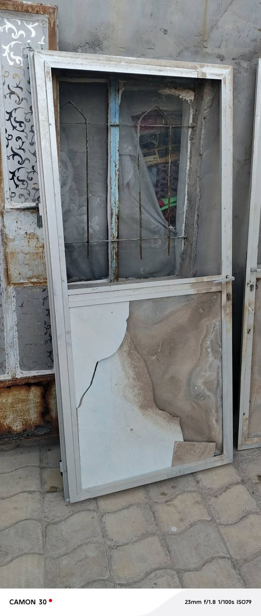 سلام عليكم للبيع  جام خانات امليوم مدري فافون    /  قطعتين السعر مناسب إلي يفيدنه راسني وخادم


**إذا كنت صاحب هذا الإعلان وتريد حذفه لأي سبب، رجاءا أرسل رسالة إلى الدعم الفني**