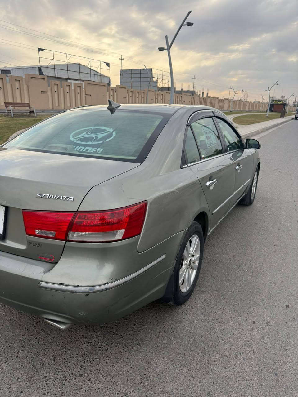 السـلام عليـكم من رخصـه الادمـن
سوناتا 2009.       محرك 6 سلندر 3300.     امريكي
رقم انبار دولي تحويل ثاني يوم تحويل مباشر

كلين السيارة ليبل واحد.       فول مواصفات 1/1

فتحه.    شاشه كهربائيه.    كشن كهربائي.   تبريد شغال

صدر جديد.  تخم تاير.    داخل صاج.    ويل كب جديد

                   محرك كير مكفولات. 
             بيه 4 قطع صبغ بدون دواخل 
   والباقي مكفول      سعر. $105  وبيه مجال 

مكلف بالنشر اتصل على الرقم//***********//***********
