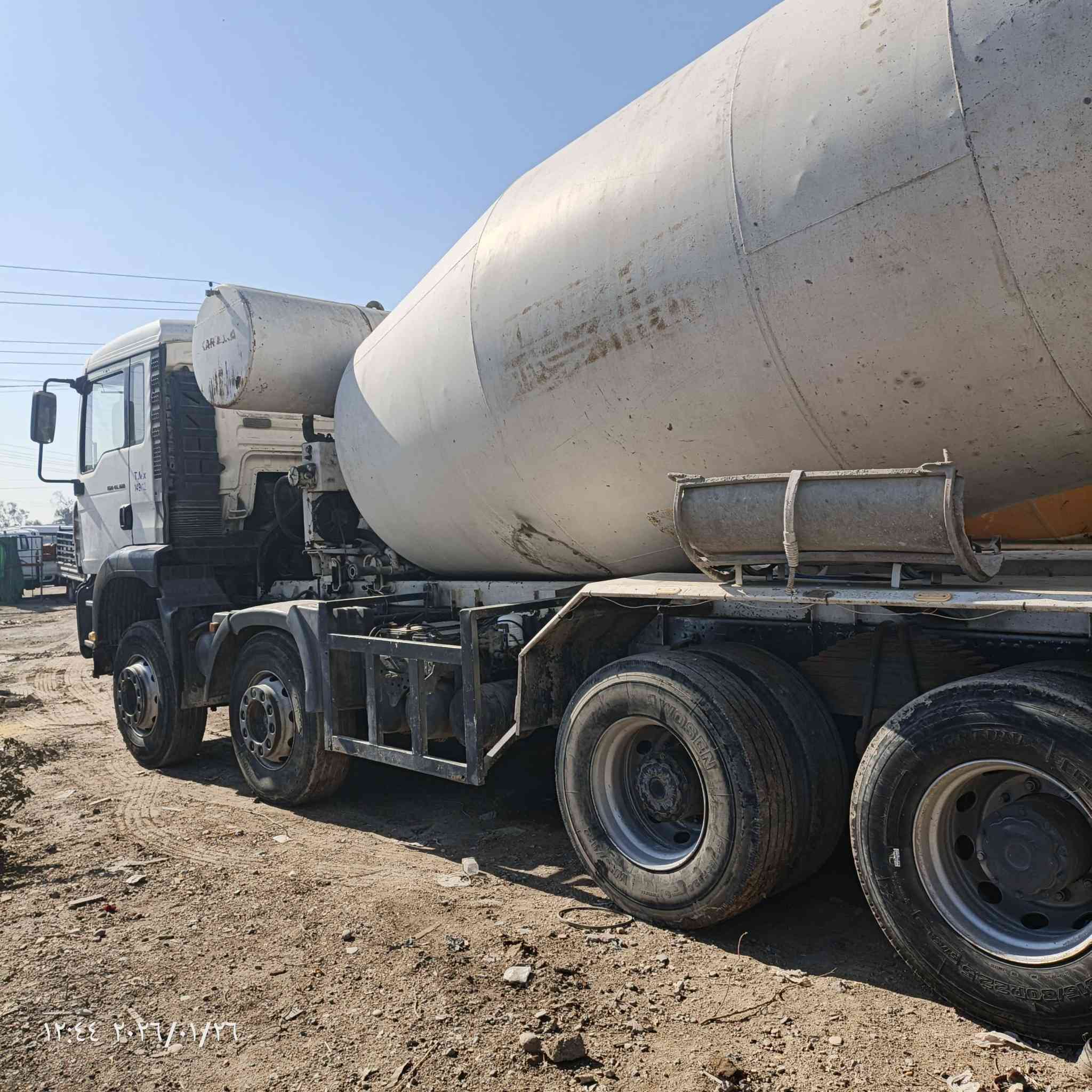 مان للبيع 2006 11 متر جاهزة لشقل السعر واتساب ***********
