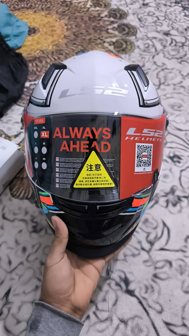 السلام عليكم 
تجهيزات دراجين 
سماعات خوذه 
خوذه 
ملابس سيفتي 
اي شي تحتاجه راسلني و تتدلل 
***********
